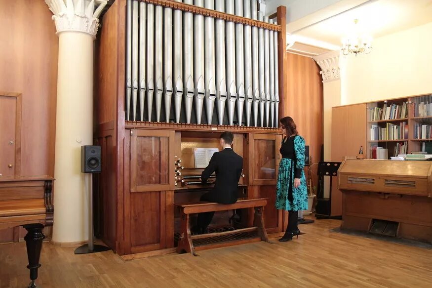 академия гнесиных москва. московская средняя специальная музыкальная школа имени гнесиных. гнесинка училище москва. академия имени гнесиных сайт. музыкальная школа имени гнесиных.