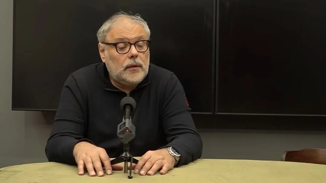 Хазин 27.09 2025. Хазин экономист.