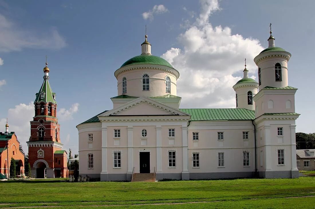 Храм димитрия солунского в великом новгороде. Троекуровский монастырь липецкая. церковь дмитрия солунского троекурово. храм троекурово липецкой области. липецкая область село троекурово церковь дмитрия солунского.