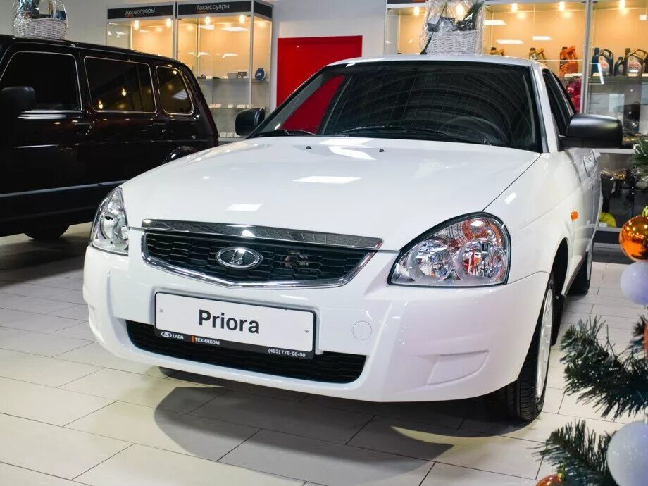 Приоры 2018 года. Новая lada priora 2. приора 2018 белая. приора рестайлинг 2025. лада приора 2 рестайлинг.