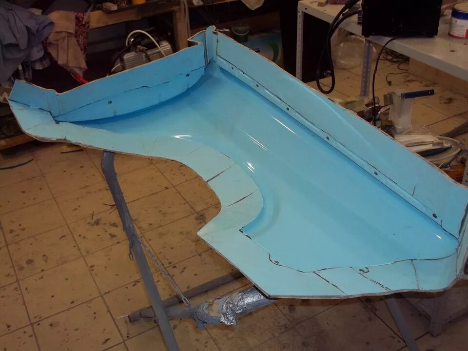 Крыло заднее opel astra j 2013. Стеклопластиковое крыло subaru. Крыло safe стеклопластик. Внутренняя арка заднего крыла w203. Металшейпинг авто.