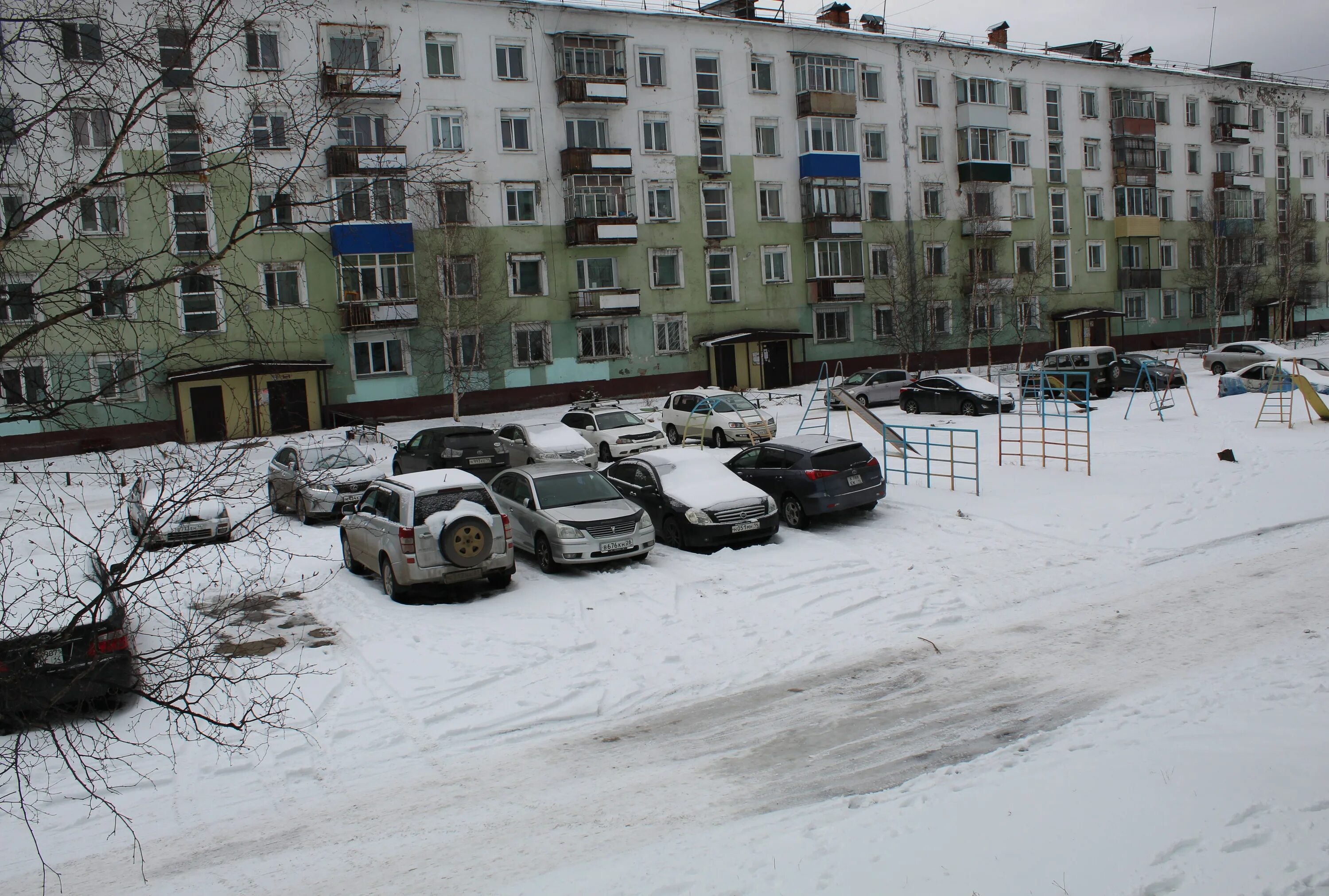 Снегопад Якутск. Снег в Якутске. Снегопад в городе. Снегопад в Якутии. Якутский снег