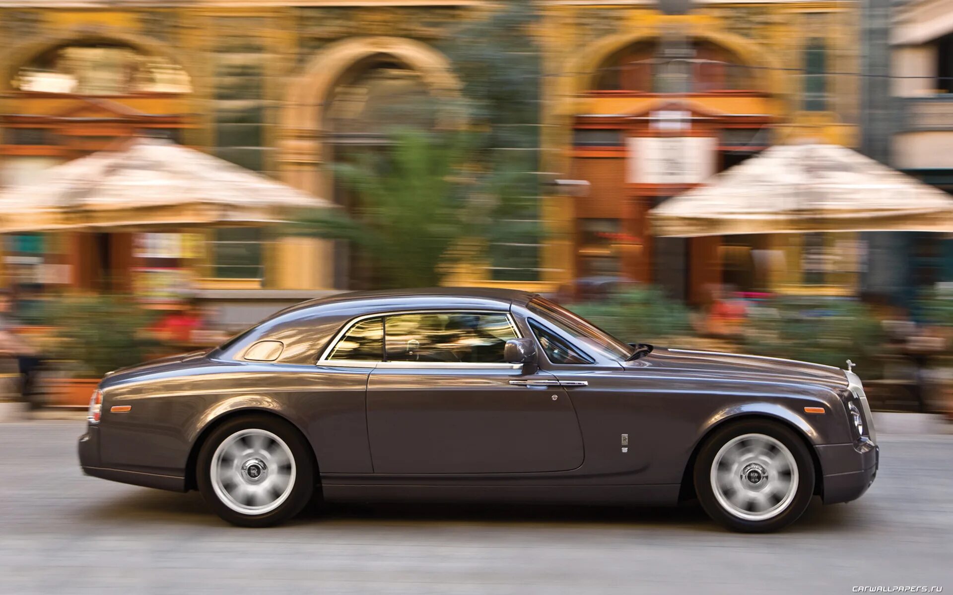 Роллс купе. Rolls Royce Phantom купе. Rolls Royce Phantom Coupe 2008. Rolls Royce Phantom Coupe 2009. Роллс Ройс купить.