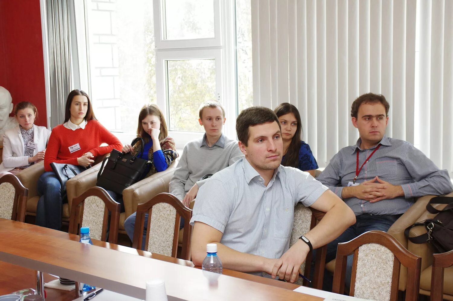 наука 2. академгородок новосибирск ученые. наталья толпекина молодые учёные новосибирского академгородка. академгородок морской проспект дом ученых. ученые новосибирской области.