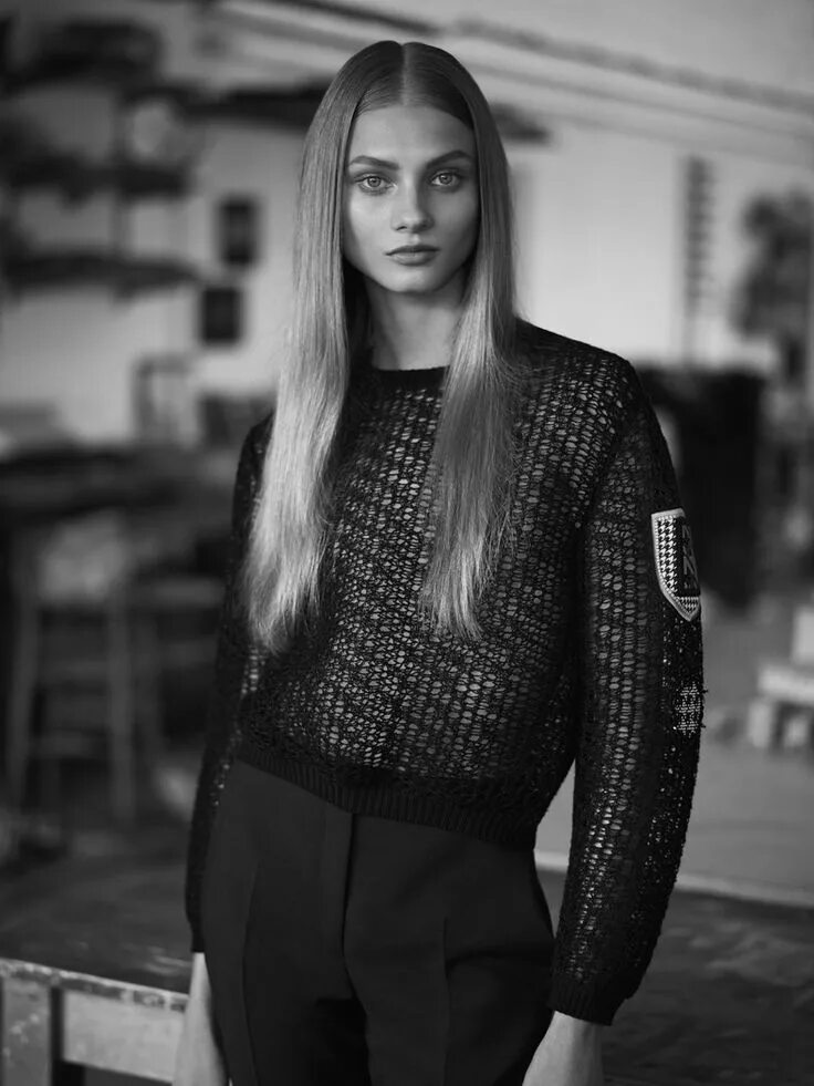 Даутцен крез фото. Twin magazine. Twin magazine. Twin magazine. Vanessa moody.