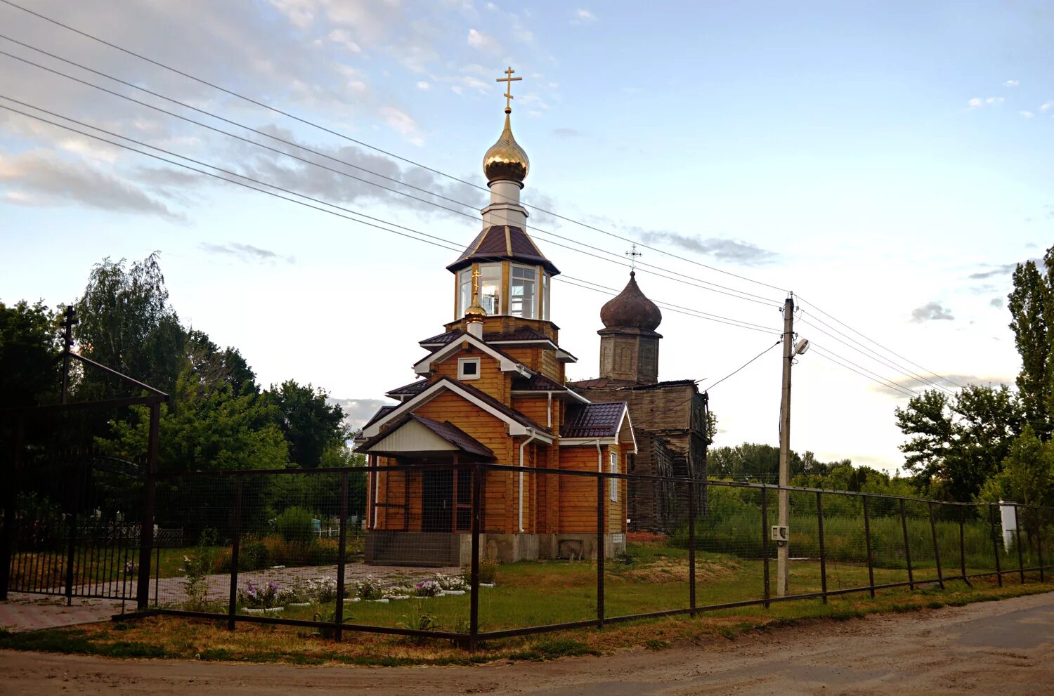 Горенские Выселки Воронеж. Новоусманский р-н, с. Горенские Выселки. Село Горенские Выселки Новоусманский район Воронежская область. Церковь Покрова Пресвятой Богородицы (Горенские Выселки).