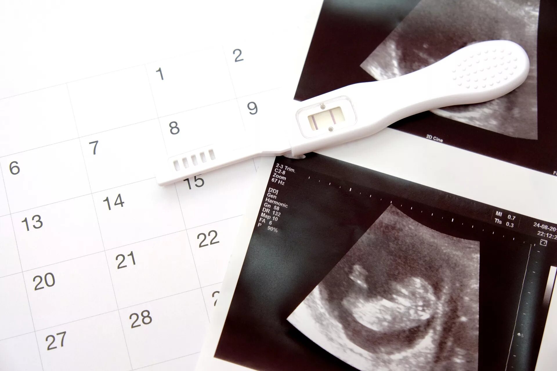Узи литр воды. Тест на беременность УЗИ. Снимок УЗИ беременности и тест на беременность. Календарь беременности фото.