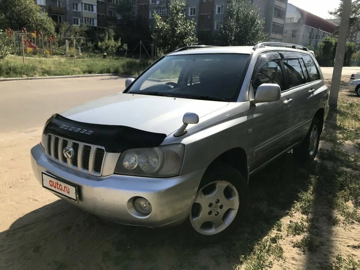 Дром автомобили улан. Toyota Kluger 2.4 at, 2004. Тойота Клюгер в Улан-Удэ. Тойота Клюгер 2000 в Улан Удэ. Улан-Удэ 2001.