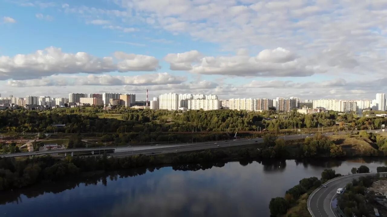 Мякинино парк Москва. Павшинская Пойма парк. ЖК Мякинино парк. Пик ЖК Мякинино парк. Жк мякинино парк купить