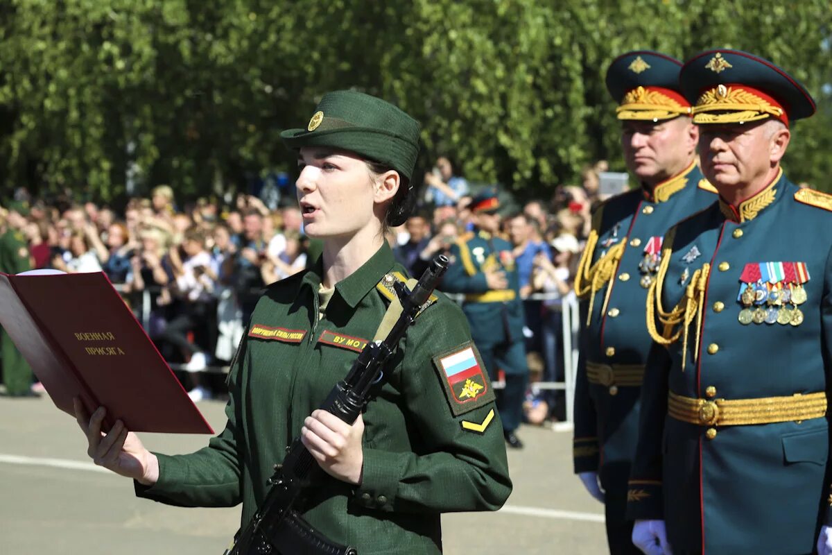 Военный сайт мо. Курсанты ВУМО РФ. Курсанты военного университета Министерства обороны РФ. Военная присяга ВУМО РФ. Военный университет Министерства обороны Российской Федерации.