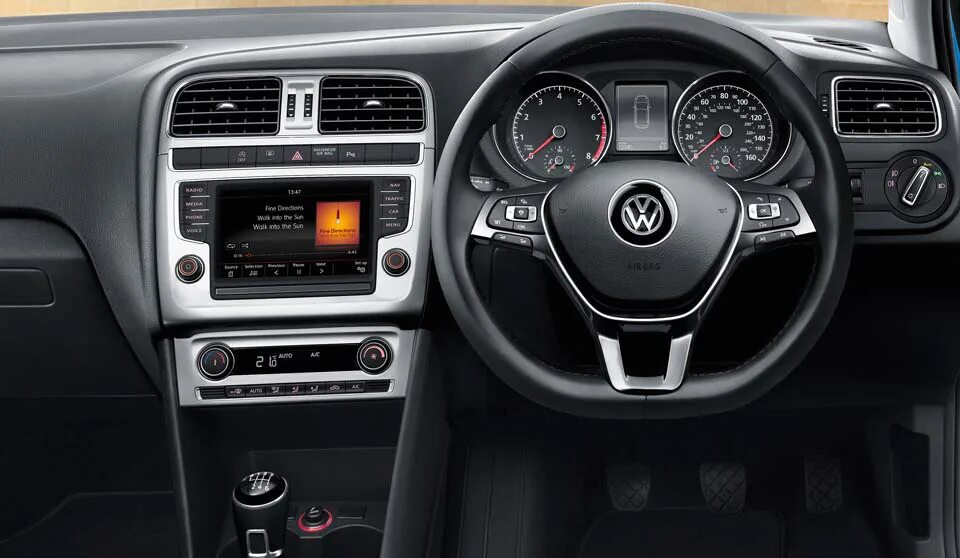 Volkswagen Polo 2005 панель. Volkswagen Polo 2014 панель. Фольксваген поло Престиж 2021. Фольксваген поло панель 2023.