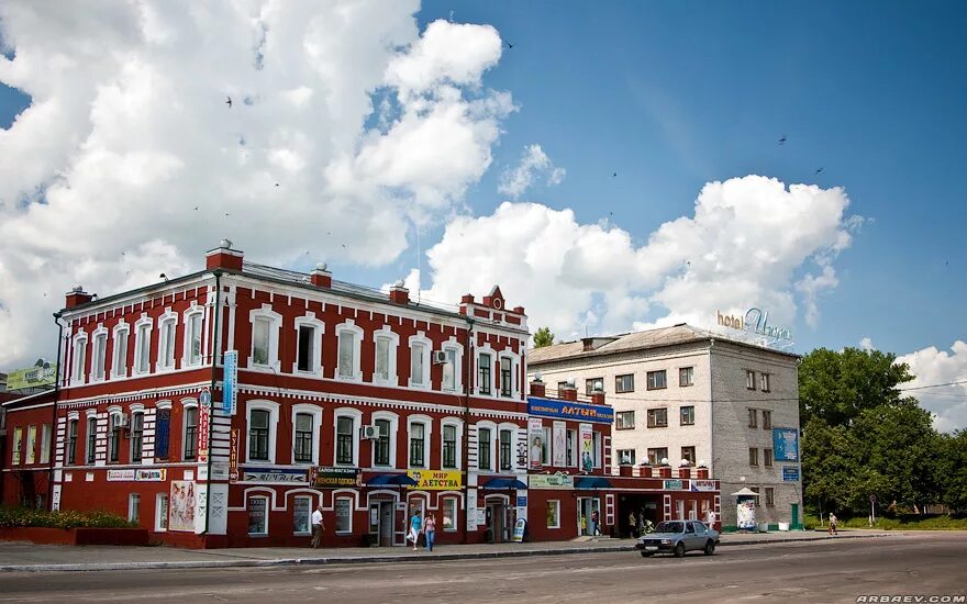 Новозыбков центр города. Город Новозыбков Брянской. Г Новозыбков Брянская область Главная улица. Площадь города Новозыбкова. Погода г новозыбков