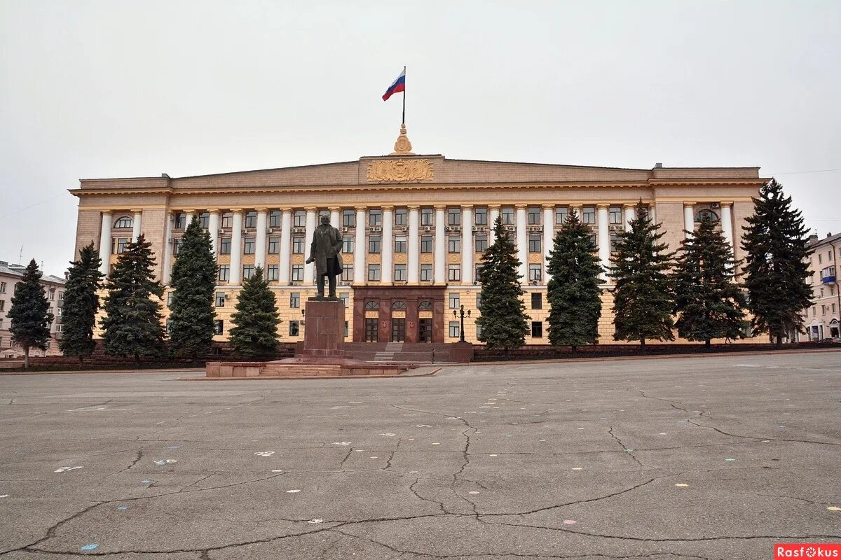 луганск соборная площадь. площадь ленина город липецка. дворец культуры металлургов череповец. лгту липецк соборная площадь. город липецк проект.