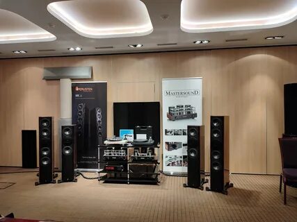 Hi fi high end show