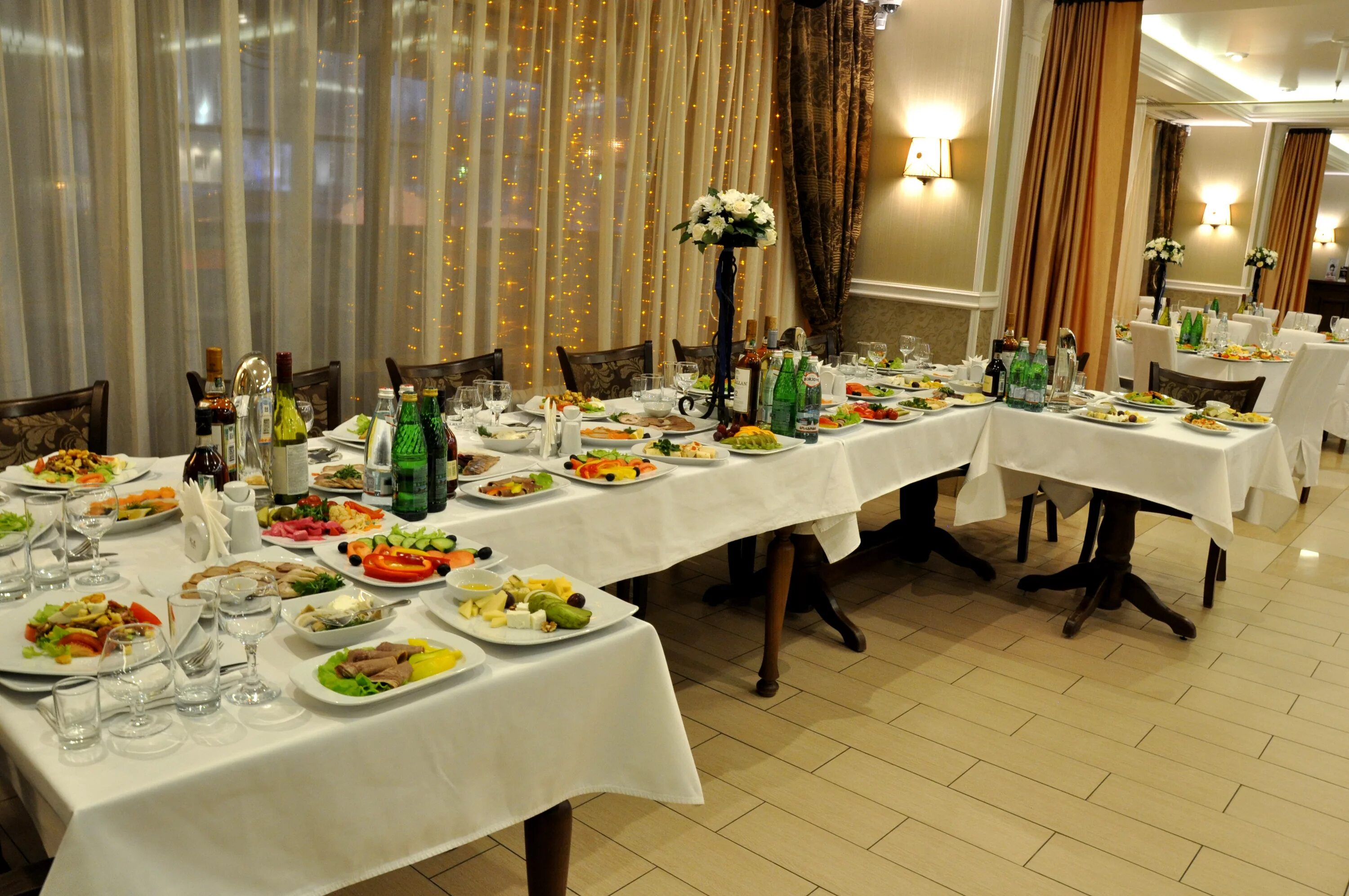 лучшие рестораны кургана. рестоклуб гости. палермо курган банкетный зал. лучшие рестораны кургана. лучшие рестораны кургана.