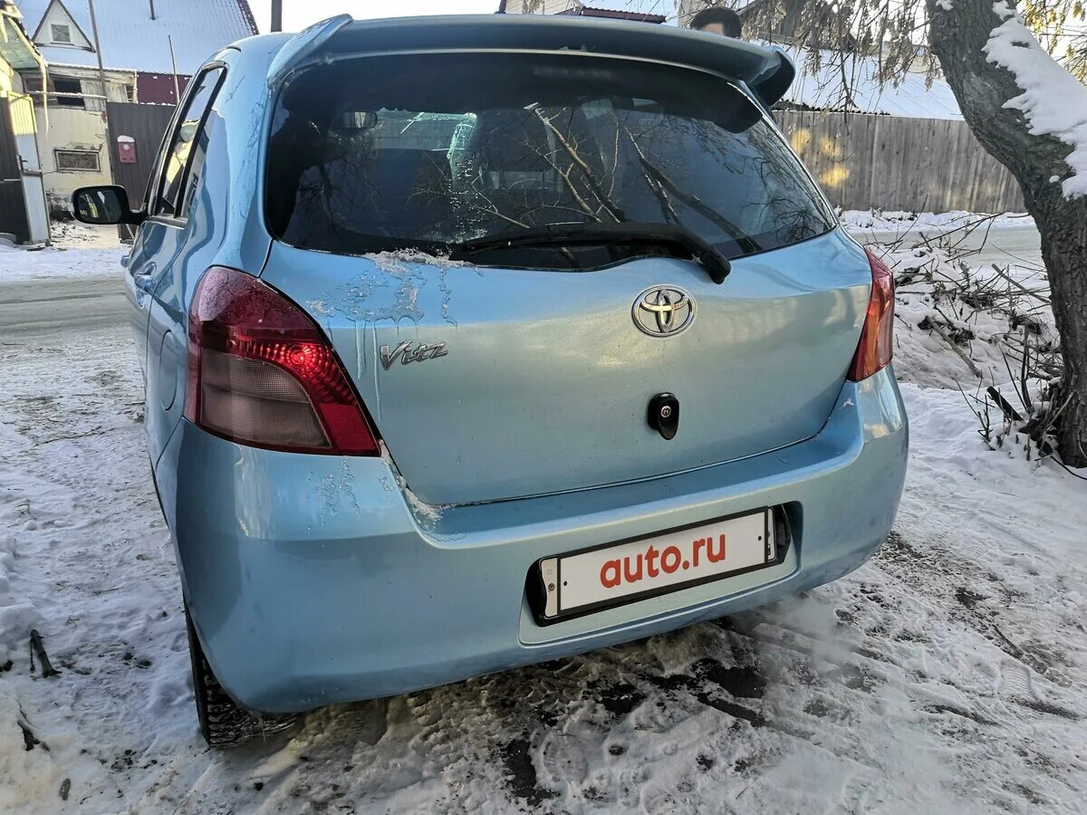 Тойота витц 2002. Машина тойота витц. Тойота витц 2 поколение. Тойота витц расход топлива. Расход топлива тойота витц 1.