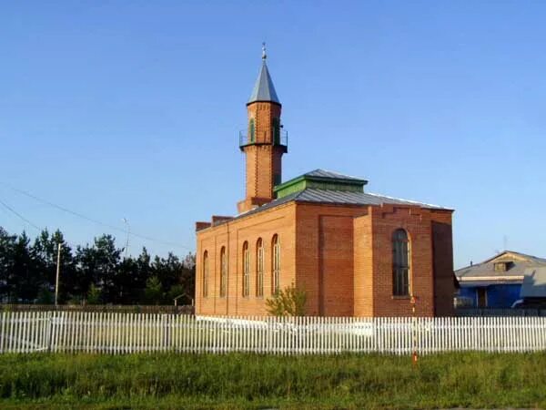 Село ярково ярковский район. Яркова тюменская обл. Ярково тюменская область спортивный комплекс. С. С ярково тюменской области ул.