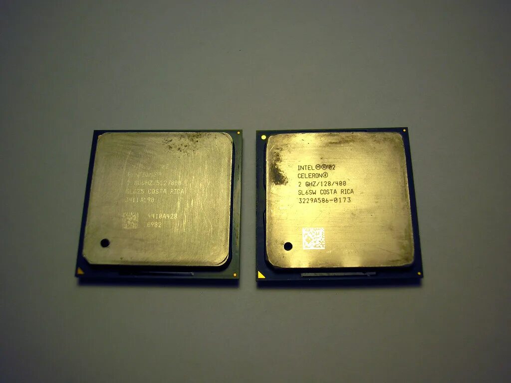 Процессор intel 02 celeron 1. Процессор 386 intel. Intel core i7 8086k. Старые интел. Микропроцессор pentium 1993 года.