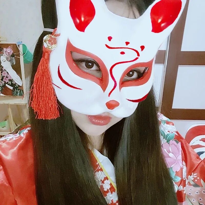 Японская маска кошки. Японские маски Кабуки Кицунэ. Японская маска лисы Кицунэ. Маска Кабуки Кицунэ Тэнгу. Маска Кабуки лисица.