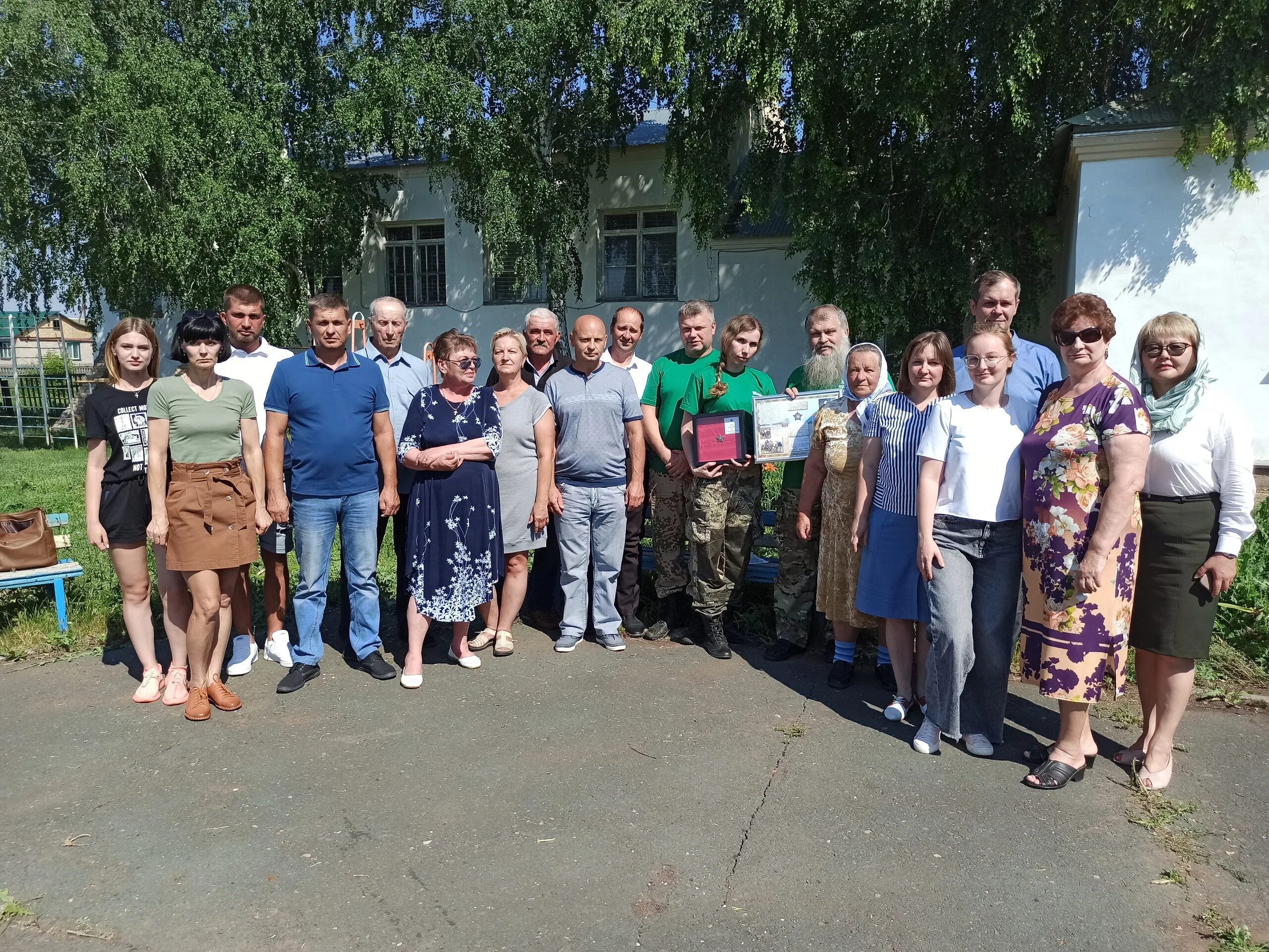 Новости бузулукского района сегодня. Новоалександровка Бузулукский район. Новоалександровка Бузулукский район школа. Детский сад улыбка Новоалександровка Бузулукский район. Бантюков день охотника Бузулукский район.