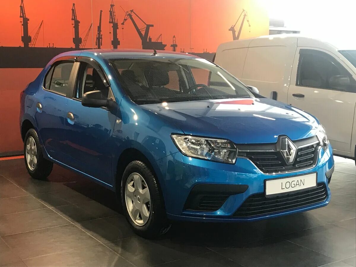 Купить логан 2018 года. Рено Логан 2018. Renault Logan 2019. Логан 2 2019. Рено Логан 2019 новый.