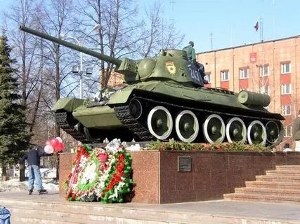 Уральский добровольческий танковый корпус памятник