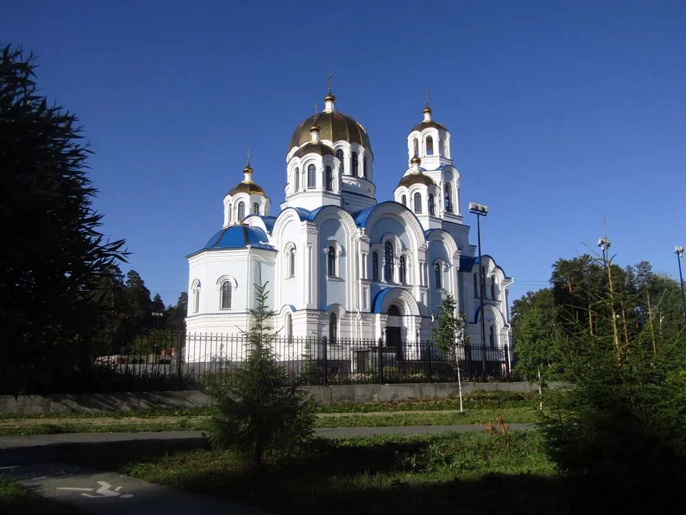 Заречный: Началось возведение нового храма в больничном городке