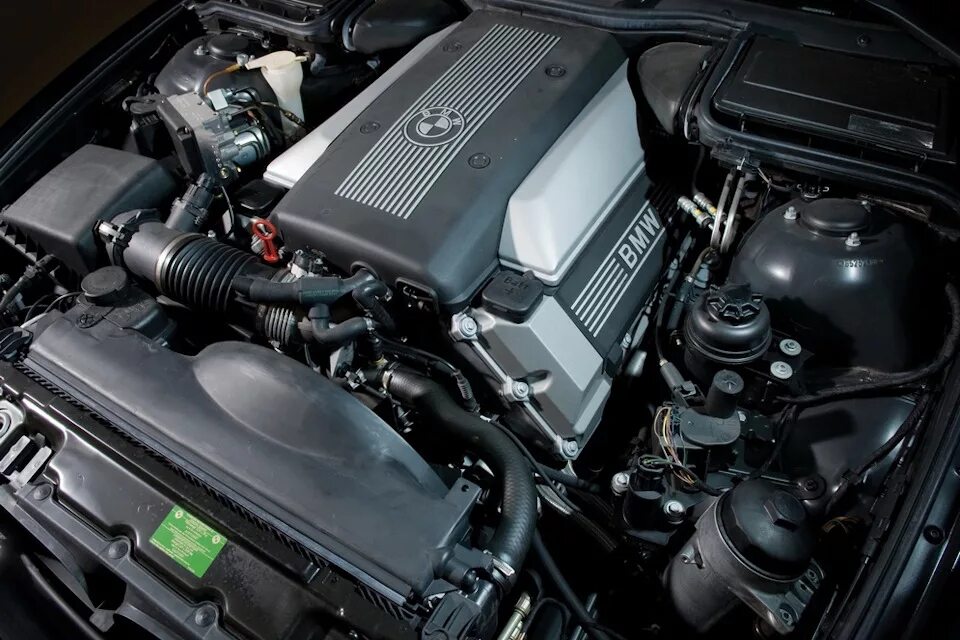 Как снять двигатель с бмв е39 Ремонт двигателя M52 не (TU), на базе BMW Е39. WorkshopBMW-M52 на DRIVE2