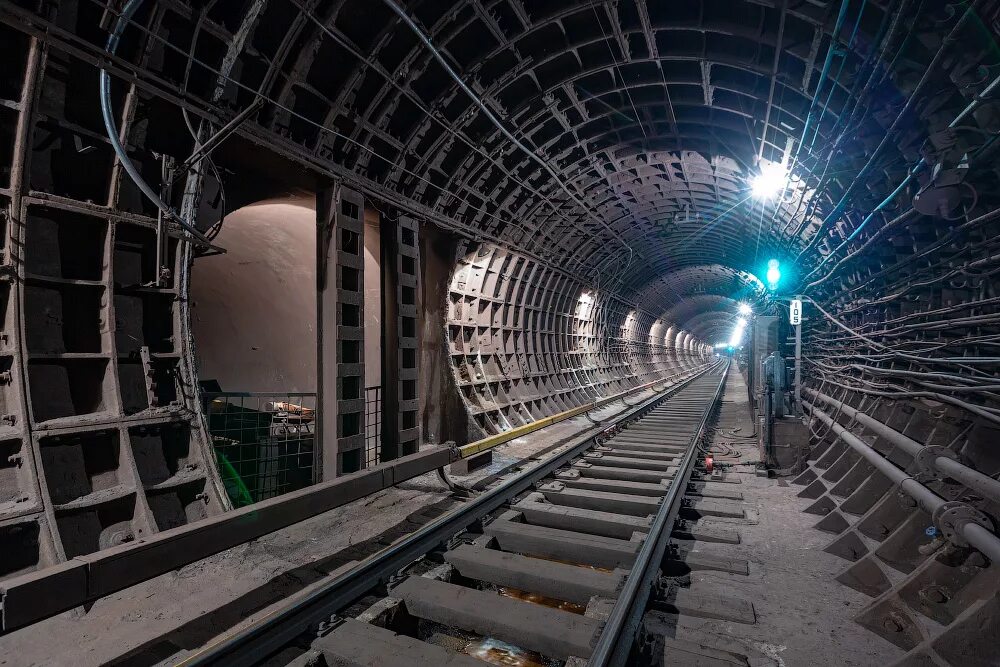Однопутный тоннель метро. Тоннельные сооружения метрополитена. Двухпутные тоннели сокольнической линии. Обделка тоннеля метрополитена. Тоннели сооружения.