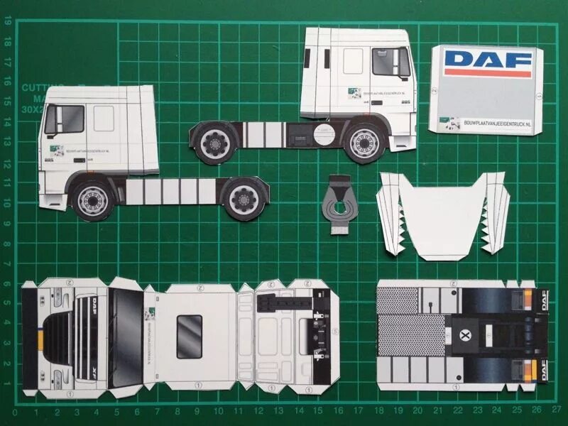 Постройте грузовик. Даф 105 грузовик развертка. Развертка для DAF XF Euro 6. КАМАЗ 54115 модель из бумаги. Развертка МАЗ 5440.