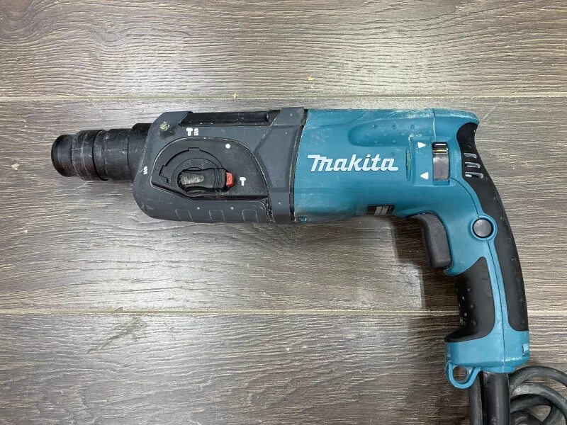 Makita hr2470, 780 Вт. Перфоратор Makita hr2470 780вт. Перфоратор Makita HR 4005. Перфоратор Makita hr2600, двухрежимный, сила удара 2.9 Дж.. Макита б у купить