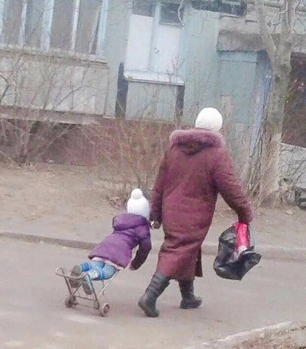Бабушка можно к тебе приехать глава 232. С приездом бабушка. внуки приехали к бабушке. внучка приехала к бабушке. бабушка приехала.