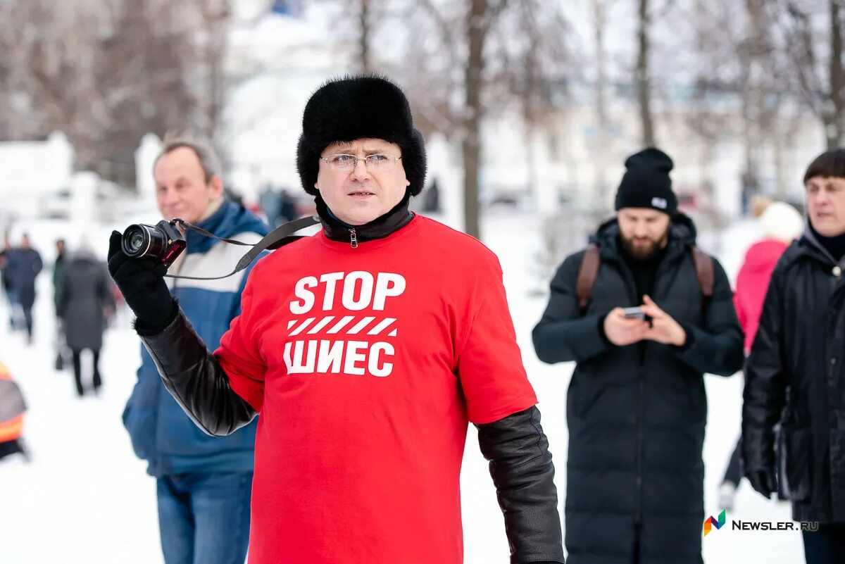 Ньюслер Киров последние новости. Митинг Навального Киров. Сайт репортера киров