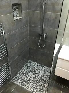 Душевая кабина с ванной из плитки