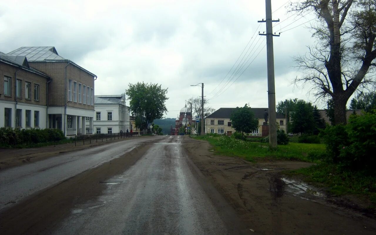 Подслушано в уржуме объявления. Уржум Кировский тракт 12 а. Уржум Киров население. Уржум достопримечательности города. Уржум улица Кирова.