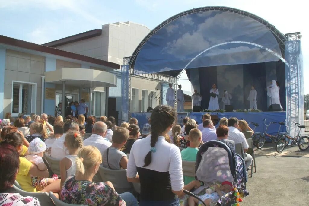 Андреевка кемеровская. Село Андреевка Кемеровская область. ДК Андреевка Кемеровский район. ДК береговой Кемеровский район. Андреевка Кемеровская область пруд.