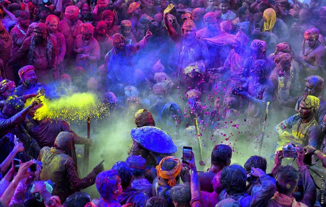 Праздник весны Холи Holi Индия. Фестиваль красок Холи в Индии. Холи — Индуистский фестиваль весны. Праздник красок в Индии. Фестиваль холе