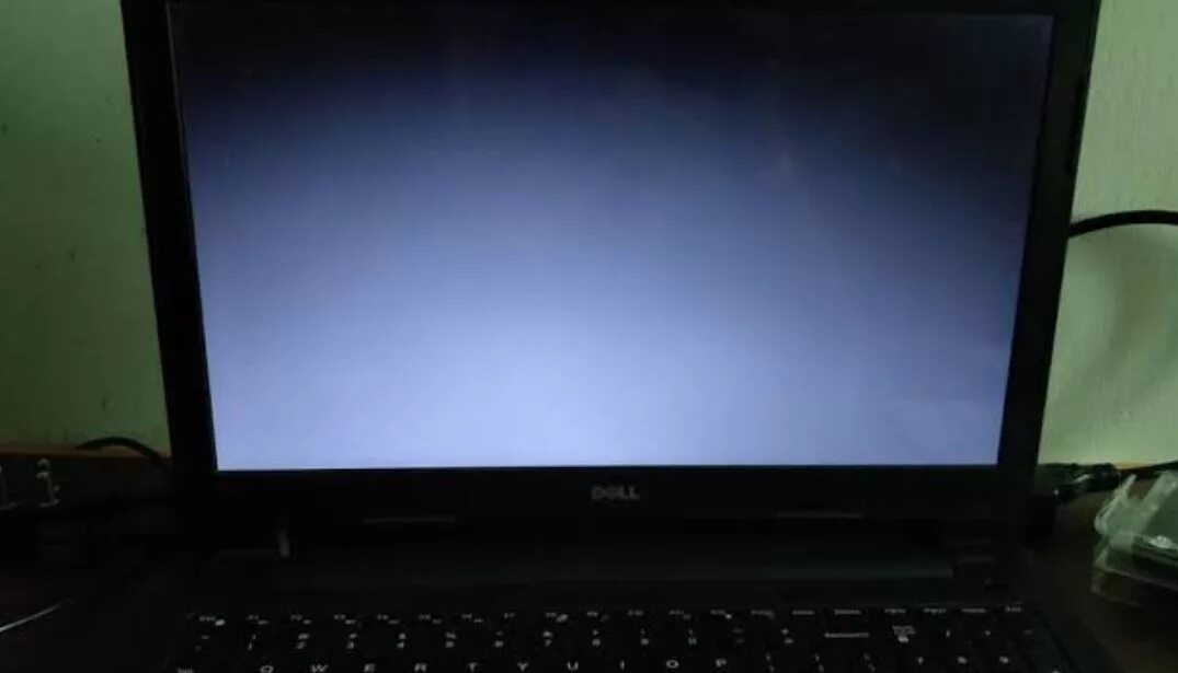 Черный монитор ноутбука. Черный ноутбук делл windows. черный экран на ноутбуке. чёрный экран при включении ноутбука. включая ноут, черный экран.