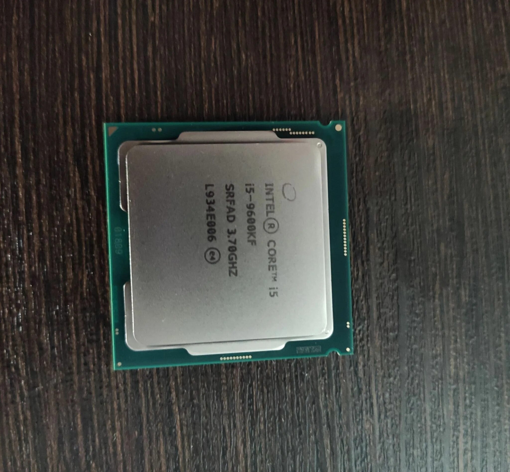 Процессор Intel Core i5-9600kf. I5 9600kf. Intel Core i5-9600k (OEM). Intel Core i5 9600f.