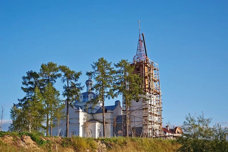 Село сура пинежский район. Сурский монастырь Сура. Архангельская область с. Сура монастырь храм. Сурский Иоанновский женский монастырь Архангельская область. Сура Никольский храм.