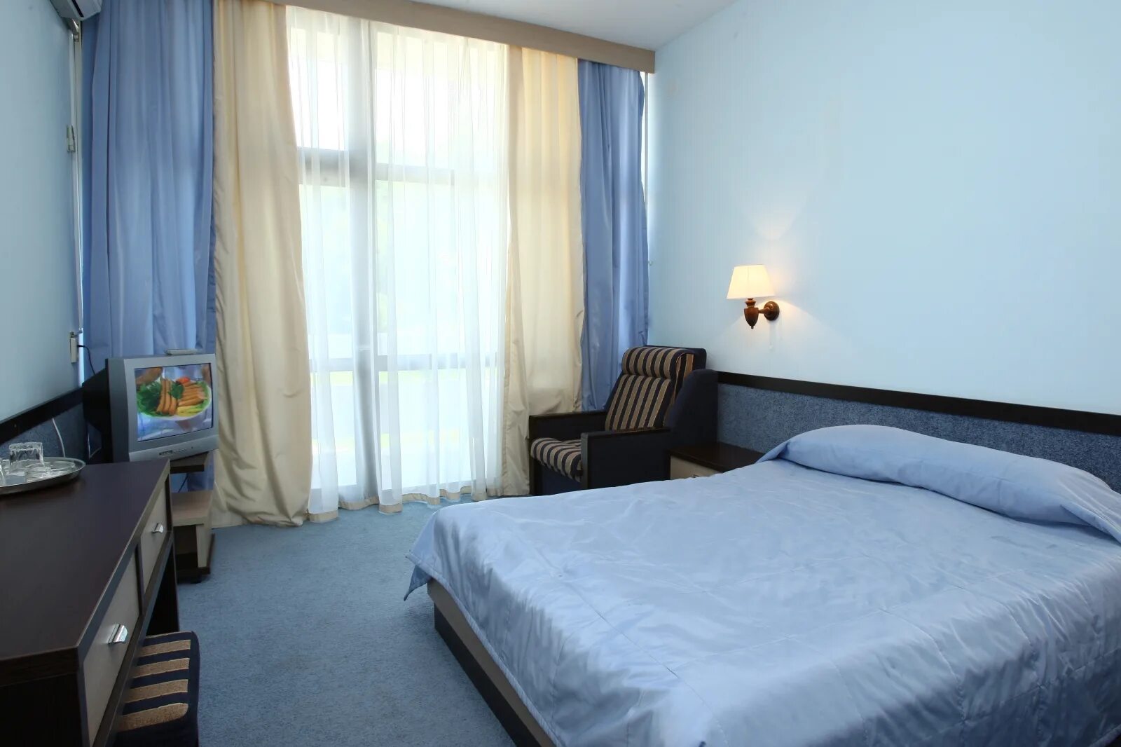 Лоо санаторий аквалоо. Пансионат аквалоо в лоо. Лоо санаторий аквалоо. Пансионат аквалоо в лоо. Аквалоо сочи номера.