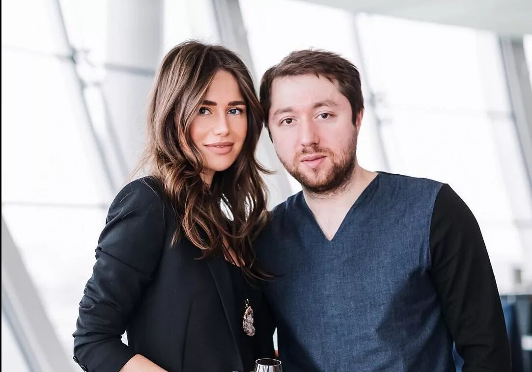 Фабрика звёзд тимати и алекса. Умаров и алекса. Алекса певица и тимати. Алекса и тимати на фабрике. Фабрика звёзд тимати и алекса.