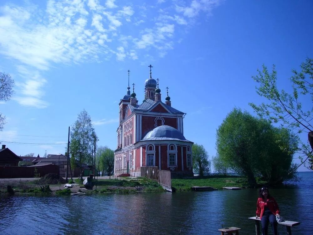 Загородный отель Дом у Озера в Переславле-Залесском, Ярославская область, цены о