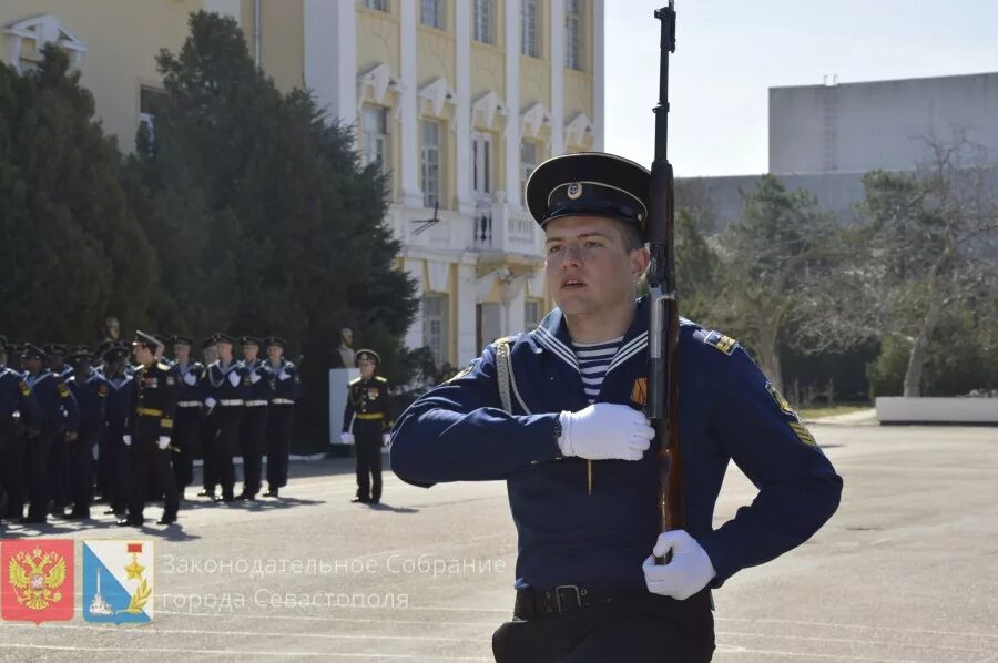 Дневник нахимовского училища. Шпиль Нахимовского училища. Нахимовское училище Ставрополь. Нахимовское училище Симферополь. Дата основания нахимовских училища.