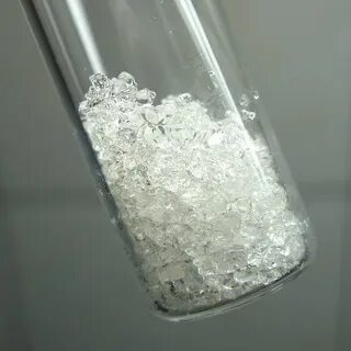 Бесцветные прозрачные вещества
