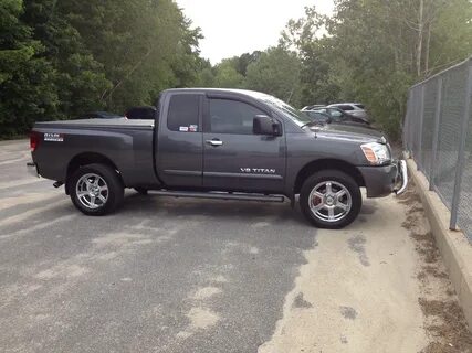 Nissan Titan 2006 Pickup King Cab LE. 