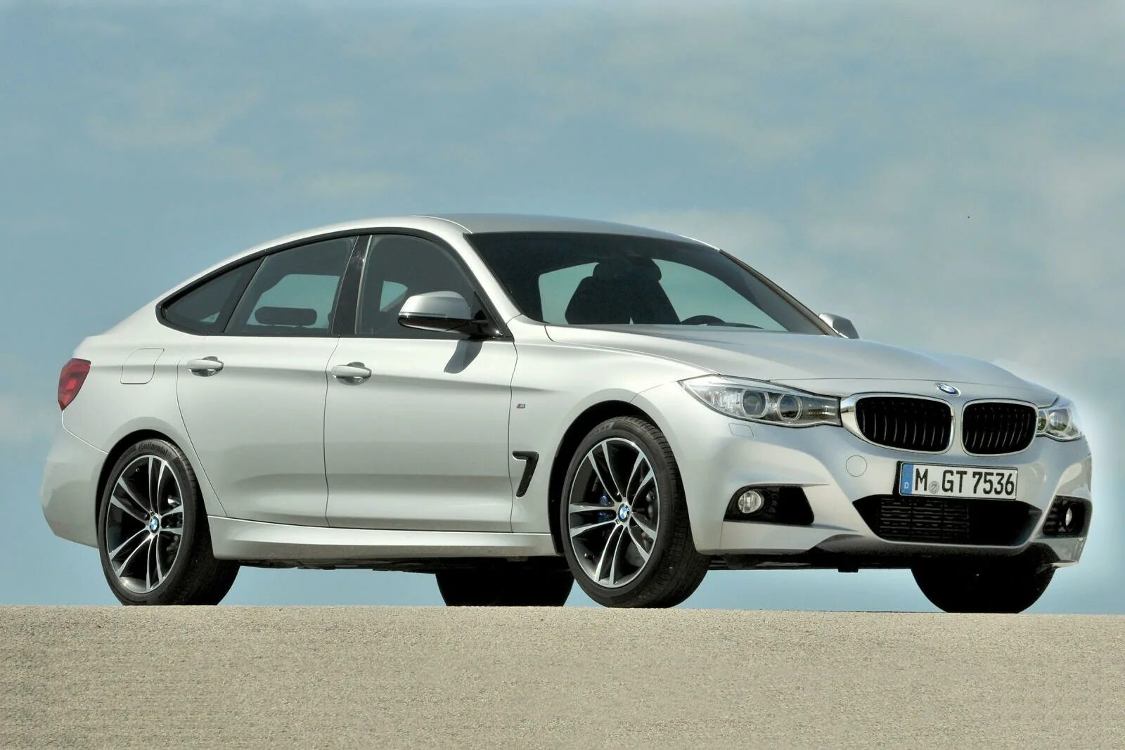 Bmw 3 2016. Bmw 3gt f34. bmw 3gt 2016. bmw 320 gt xdrive. бмв 3 гт 2016.