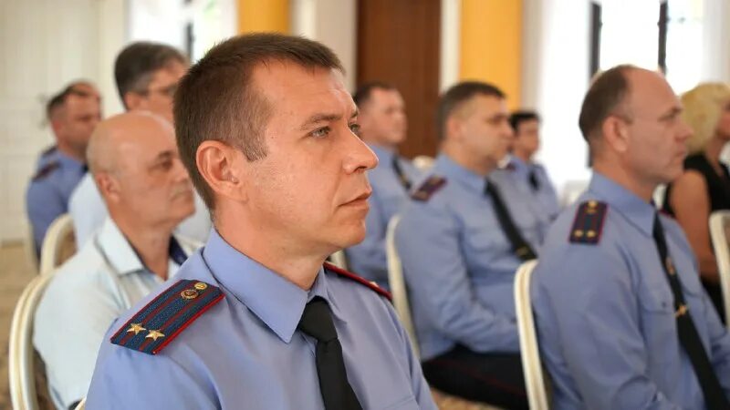 Судебная экспертиза беларусь эмблема. Судебно-медицинский эксперт григорьев юрий александрович. Флаг кгб беларуси. Бобруйское гксэ. Государственный комитет судебных экспертиз республики беларусь.