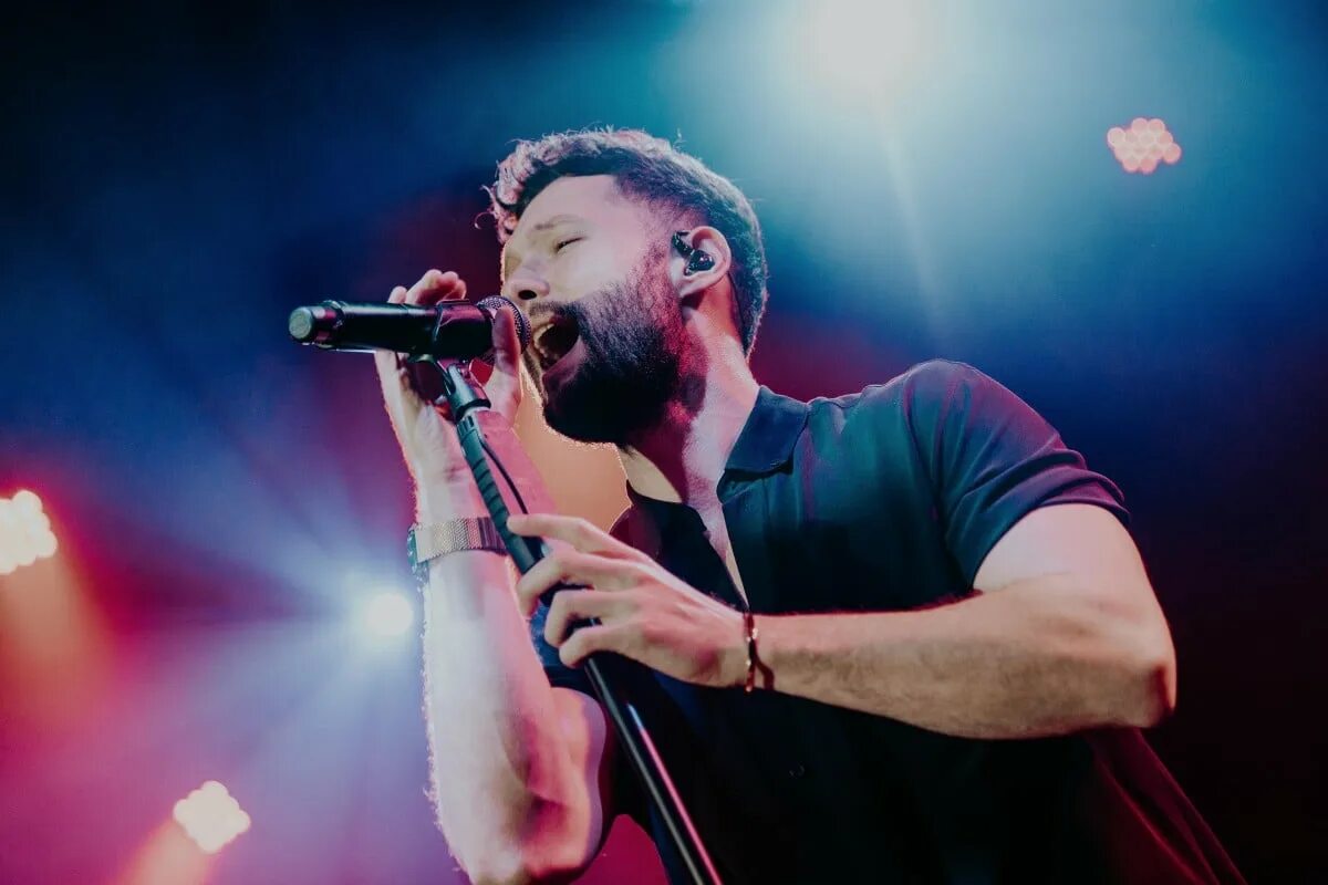 Calum scott where. Calum scott концерт. callum scott howells. calum scott россия. calum scott - flaws.