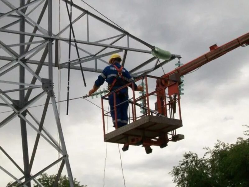 Люлька подъемная вышка. Люлька geda ab 650. Подъемные сооружения для подъема людей. Подъемные сооружения для подъема людей. Подъемные краны.